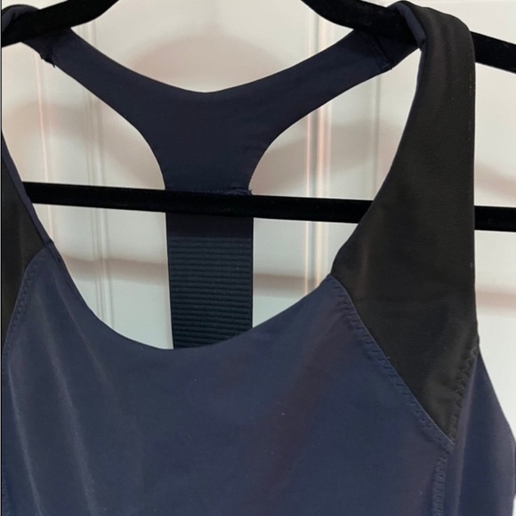 Athleta ace racer activewear top size xl navy and black - Picture 3 of 4